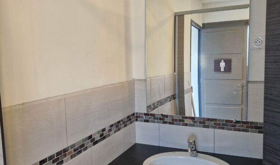 lavabo bloc sanitaire